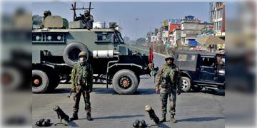 Read more about - Manipur | অসম রাইফেলসের কনভয়ে অতর্কিত হামলা, মনিপুরে শহীদ ২ জওয়ান, আহত অন্তত ৬