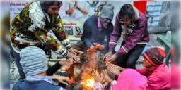 Read more about - Weather Update | জানুয়ারিতেই শীত-বিদায়? একনজরে কলকাতার আজকের আবহাওয়া আপডেট