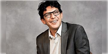 Read more about - Chanchal Chowdhury | নিউ ইয়র্ক যাওয়ার সময় বিমান থেকে আটক!  বাংলাদেশে গৃহবন্দি জনপ্রিয় অভিনেতা চঞ্চল চৌধুরী