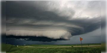 Read more about - West Bengal Weather Update |  সোম থেকে বুধ পর্যন্ত দক্ষিণবঙ্গের প্রায় সমস্ত জেলাতে বৃষ্টিপাত! তবে কি ধেয়ে আসছে ঘূর্ণিঝড় 'রেমাল'?