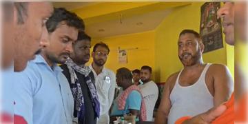 Read more about - Birbhum | খাবারের দোকানে লিখতে হবে মালিকের ধর্ম পরিচয়, ফতোয়া জারি সনাতন জাগরণ মঞ্চের!