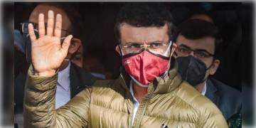 Read more about - হাসপাতাল থেকে ছুটি পেলেন সৌরভ গাঙ্গুলী, চিকিৎসক সূত্রে জানা যাচ্ছে এখন তিনি সম্পূর্ণ সুস্থ