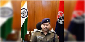 Read more about - West Bengal IPS | বেলডাঙা অশান্তির জের? ২২ জনের আইপিএস অফিসারদের বদলির নির্দেশ নবান্ন-র