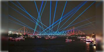 Read more about - Howrah Bridge | প্রায় ২২ কোটির খরচে লাইট অ্যান্ড সাউন্ড শো-র ব্যবস্থা হাওড়া ব্রিজে! উৎসবমুখর বঙ্গে চমক আলোকসজ্জায়