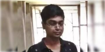 Read more about - ফের ভুয়ো চিকিৎসক, যৌথ অভিযানে জলপাইগুড়ি থেকে গ্রেফতার অভিযুক্ত