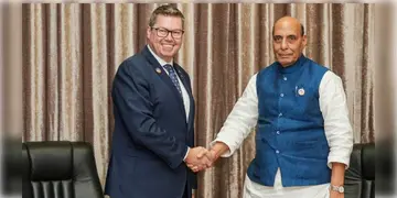 Read more about - India-Australia Refuelling Pact । এবার মাঝ আকাশেই ভরা যাবে জ্বালানি! চুক্তি ভারত ও অস্ট্রেলিয়ার মধ্যে