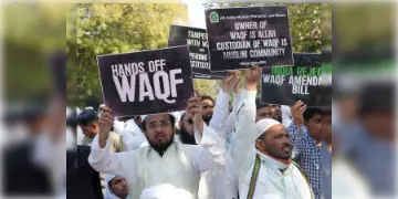 Read more about - Jangipur | ওয়াকফ আইন প্রত্যাহারের দাবিতে বিক্ষোভ জনতার, জঙ্গিপুরে জারি ১৬৩ ধারা!