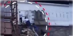 Read more about - Puri Jagannath Temple | বজ্র আঁটুনি ফস্কা গেরো! পুরীতে আবর্জনার ঢিবি টপকে মন্দিরের ভেতরে ৪ ব্যক্তি