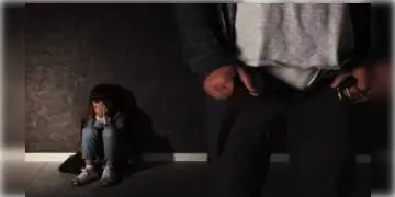 Read more about - "প্যান্টের জিপ খুলে যৌনাঙ্গ দেখানো যৌন নির্যাতন নয়"!ফের বোম্বে হাইকোর্টের রায়ে শুরু দেশজুড়ে জল্পনা