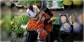 Read more about - Wholesale Inflation । সবজি, খাবার এবং পেট্রোপণ্যের দাম নিয়ন্ত্রণে থাকায় পর পর দ্বিতীয় মাসে কমল পাইকারি মূল্যবদ্ধির হার