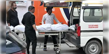 Read more about - Delhi 10/11 Blast | ফেটে ক্ষতবিক্ষত ইয়ারড্রাম-ফুসফুস-অন্ত্র! প্রকাশ্যে বিস্ফোরণে মৃতদের ময়নাতদন্তর রিপোর্ট