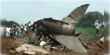 Read more about - গোয়ায় ভেঙে পড়ল নৌসেনার মিগ-২৯ যুদ্ধবিমান, ভাগ্যের জোরে  প্রাণ রক্ষা পেল পাইলট