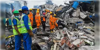 Read more about - Telangana | ধ্বংসস্তূপ থেকে উদ্ধার ৩১জনের দেহ! তেলেঙ্গনার কারখানায় বিস্ফোরণের ঘটনায় মৃতের সংখ্যা বেড়ে হয়েছে ৩৫!