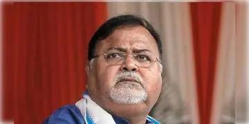 Read more about - শিল্পমন্ত্রী তথা তৃণমূলের মহাসচিব পার্থ চট্টোপাধ্যায়কে জেরা করতে শিল্প ভবনে হাজির সিবিআই আধিকারিকরা