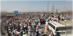 Read more about - দিল্লি সীমানায় রাস্তা অবরোধ, আন্দোলনের ১০০ দিন পর দিল্লি সীমানায় মিছিল শুরু করেন কৃষকরা