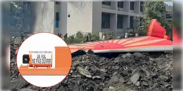 Read more about - Ahmedabad plane crash | এআই ১৭১- এর ব্ল্যাকবক্স আছে ভারতেই! জল্পনা ওড়ালেন অসামরিক বিমান পরিবহণ মন্ত্রী
