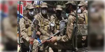 Read more about - পাকিস্তানের খাইবার পাখতুনখোয়া প্রদেশে জঙ্গি হামলায় নিহত পাকিস্তানের ১১ জন সেনা কর্মী