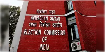 Read more about - Election Commission | ভোটার তালিকায় নাম তালিকাভুক্ত করার ক্ষেত্রে বড় অভিযোগ! ERO-দের বিরুদ্ধে FIR করার নির্দেশ!