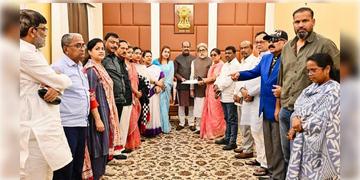 Read more about - NCPI in Parliament | লোকসভায় আলাদা বসার স্থান পেলেন কাকলি-শতাব্দীরা, স্বীকৃতি পাচ্ছে শিবসেনাও!