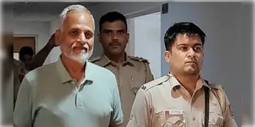 Read more about - Satyendra Jain | ২ বছর পর জেলমুক্ত দিল্লির প্রাক্তন স্বাস্থ্যমন্ত্রী, অবশেষে জামিন পেলেন সত্যেন্দ্র জৈন