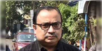 Read more about - সারদা মামলায় দ্বিতীয়বার ভোটের আগে ইডি-র জেরা তৃণমূল নেতা কুণাল ঘোষকে