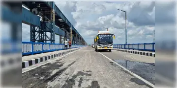 Read more about - Birbhum | SSC শিক্ষক নিয়োগ ও উচ্চমাধ্যমিকের তৃতীয় সেমিস্টার পরীক্ষা চলাকালীন তিলপাড়া ব্যারাজে বাস চলাচলে ছাড়