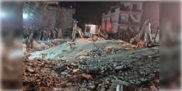 Read more about - Punjab । হুড়মুড়িয়ে ভেঙে পড়লো বহুতল, পাঞ্জাবে মৃত ১, ধ্বংসস্তূপের নিচে আটক বাসিন্দারা, উদ্ধারে এনডিআরএফ