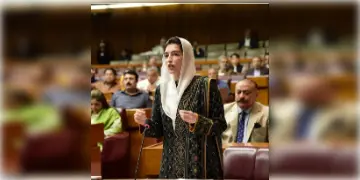 Read more about - Pakistan |  বিক্ষোভের মুখে পাক-রাষ্ট্রপতির মেয়ে, কনভয়ে হামলা, পালিয়ে বাঁচলেন আসিফা ভুট্টো