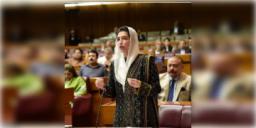 Read more about - Pakistan | বিক্ষোভের মুখে পাক-রাষ্ট্রপতির মেয়ে, কনভয়ে হামলা, পালিয়ে বাঁচলেন আসিফা ভুট্টো