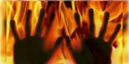 Read more about - বাংলাদেশে ভয়াবহ অগ্নিকাণ্ডে নিহত ৪, পুড়ে ছাই পঞ্চাশটি ঘর