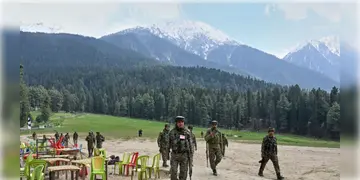Read more about - Pahalgam Terrorist Attack | সীমান্তে উত্তেজনা, রাতভর নিয়ন্ত্রণরেখায় গুলিবর্ষণ দুপক্ষের !