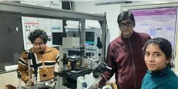 Read more about - আলোর উপর গবেষণা করে বিজ্ঞানী নির্মাল্য ঘোষ প্রথম ভারতীয় হিসাবে জি জি স্টোকস অ্যাওয়ার্ড অর্জন করলেন