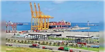 Read more about - ভারতের হাতে এ বার শ্রীলঙ্কার বন্দর তৈরির বরাত, কাজ করবে আদানি