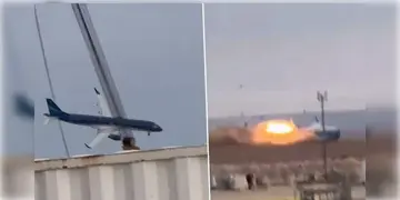 Read more about - Kazakhstan | ১০০ জন যাত্রী নিয়ে ভেঙে পড়লো বিমান! বড়দিনের আবহে কাজ়াখস্তানে বড় বিমান দুর্ঘটনা