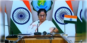 Read more about - R G Kar | ‘নবান্নের গেট থেকেও যাঁরা এলেন না, তাঁদের ক্ষমা করলাম..জনগণ চাইলে পদত্যাগ করতে রাজি ' : নবান্ন থেকে সাংবাদিক বৈঠকে মমতা