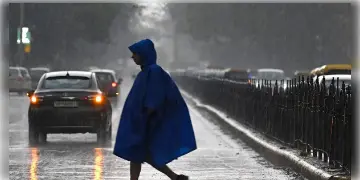 Read more about - West Bengal Weather Update | রবিবার পর্যন্ত কলকাতা-সহ ৯টি জেলায় বৃষ্টি-কালবৈশাখী! জানুন রাজ্যের আবহাওয়ার পূর্বাভাস!