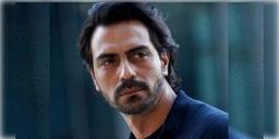 Read more about - বলিউডের মাদক কাণ্ডে এবার সামনে এল অর্জুন রামপাল! অভিনেতার বাড়িতে তল্লাশি এনসিবির।