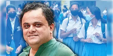 Read more about - এখনই পাঠ্যক্রম বন্ধ নয় স্কুলে, বললেন শিক্ষামন্ত্রী ব্রাত্য বসু