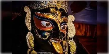 Read more about - নৈহাটির শ্যামাপুজো মানেই বড়মা, সেই বড়মার ভক্তদের জন্য ব্যবস্থা করা হলো ভারচুয়ালি অঞ্জলির