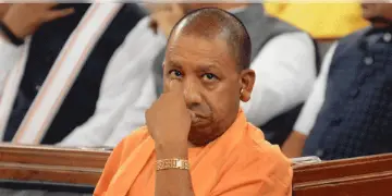 Read more about - জ্বলছে অসন্তোষের আগুন! যোগীর মন্ত্রিসভা থেকে ইস্তফা দিল এক মন্ত্রী