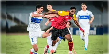 Read more about - AFC Challenge League | এফসির স্বপ্ন ভাঙলো ইস্টবেঙ্গলের! আর্কাদগ এফসির কাছে হেরে চ্যালেঞ্জ থেকে বিদায় লাল-হলুদের!