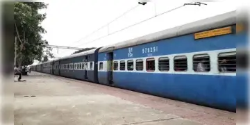 Read more about - হাওড়া-চক্রধরপুর এক্সপ্রেসে বড় পরিবর্তন, যাত্রীদের জন্য খুশির খবর জানাল রেল