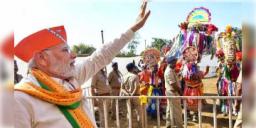 Read more about - গুজরাত সফরে প্রধানমন্ত্রী নরেন্দ্র মোদী! নির্বাচনের দিন ঘোষণার পর এইপ্রথম গুজরাতে গেলেন মোদীজি