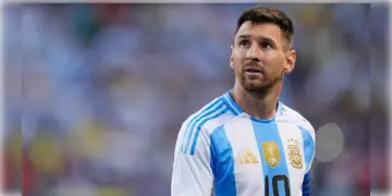 Read more about - Lionel Messi । অলিম্পিক্সে আর্জেন্টিনার 'সিনিয়র ফুটবলার' হিসেবে খেলবেন না মেসি! কারণ জানালেন নিজেই!