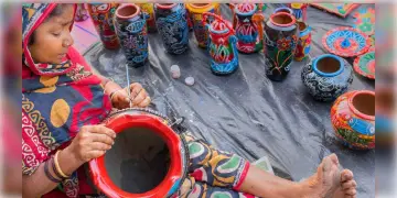 Read more about - Vishwakarma Scheme | স্বল্প সুদে লক্ষাধিক টাকার ঋণ! মিলবে বিশেষ পরিচয় পত্র-সহ আরও সুবিধা!