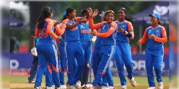 Read more about - U19 Women's World Cup | ১০০ রানের গণ্ডি টপকে বিশ্বকাপের সেমিফাইনালে ভারতের মেয়েরা! ৮ উইকেটের বিনিময়ে ১১৩ রানে আটকে যায় ইংল্যান্ড