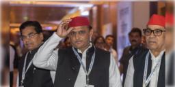 Read more about - Akhilesh Yadav | দিল্লিতে ইন্ডিয়া জোটের বৈঠক, থাকছেন না অখিলেশ, আপকে ঘিরেও অনিশ্চয়তা!
