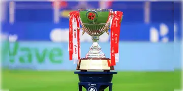 Read more about - ISL | নতুন চুক্তি হলেই হবে ISL! আপাতত ISL স্থগিত থাকবে বলে জানিয়ে দিলো FSDL!