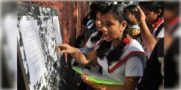 Read more about - Madhyamik Result 2025 | মাধ্যমিকে পাশের হারে সবার ওপরে পূর্ব মেদিনীপুর, কিন্তু ফেলের হারে এগিয়ে কোন জেলা?