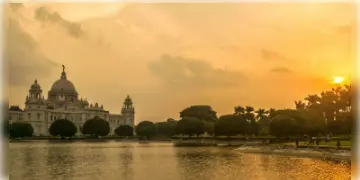 Read more about - Weather | শ্রাবণ যেতেই বাড়ছে গরম! আগামী কয়েকদিন দক্ষিণবঙ্গে বৃষ্টির সম্ভাবনা কম! দুদিনে বাড়বে ৪ ডিগ্রি তাপমাত্রা!